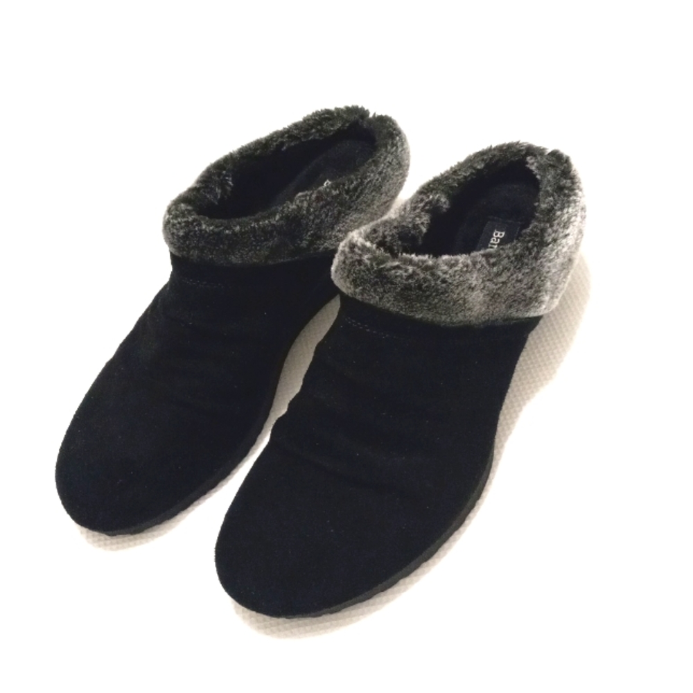 Baretraps mule wedge slip on